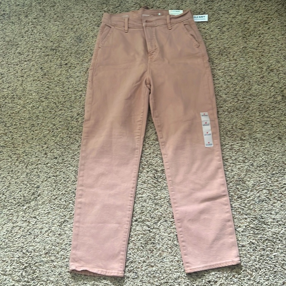 Pink Old Navy mom jeans. Size 6